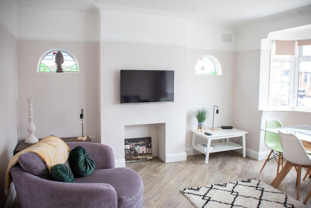 Coastal Haven In Leigh-On-Sea Apartment Southend-on-Sea Exterior foto