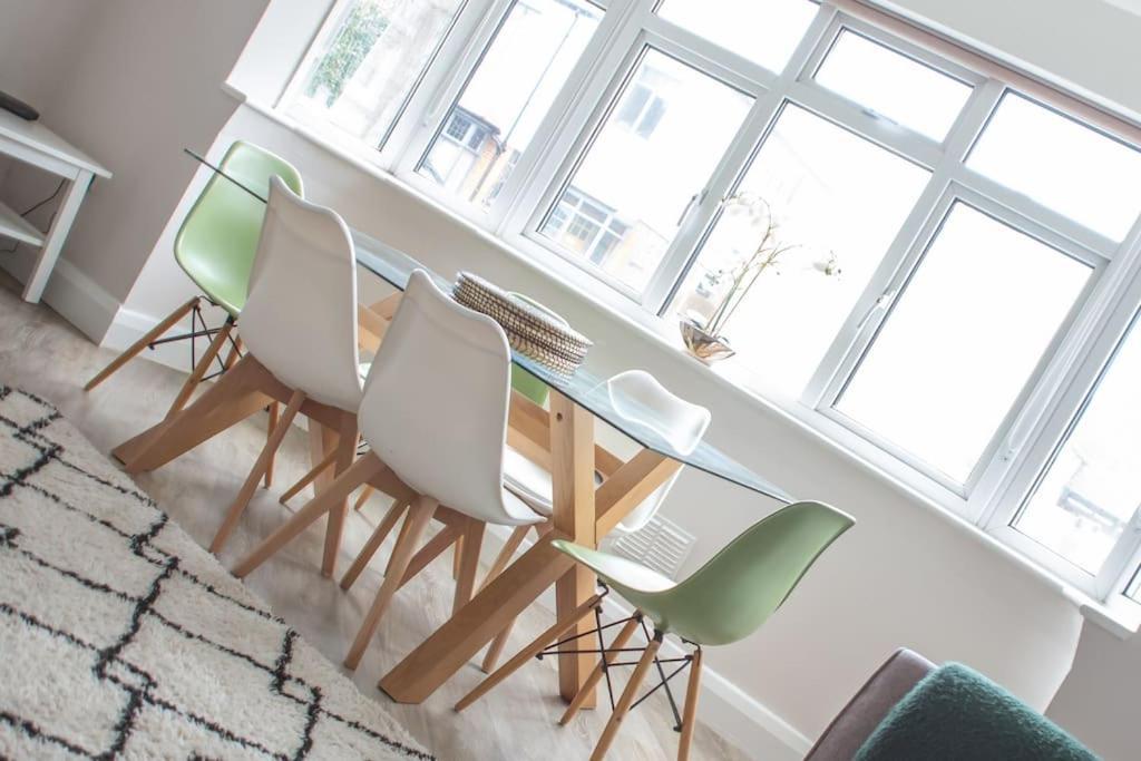 Coastal Haven In Leigh-On-Sea Apartment Southend-on-Sea Exterior foto